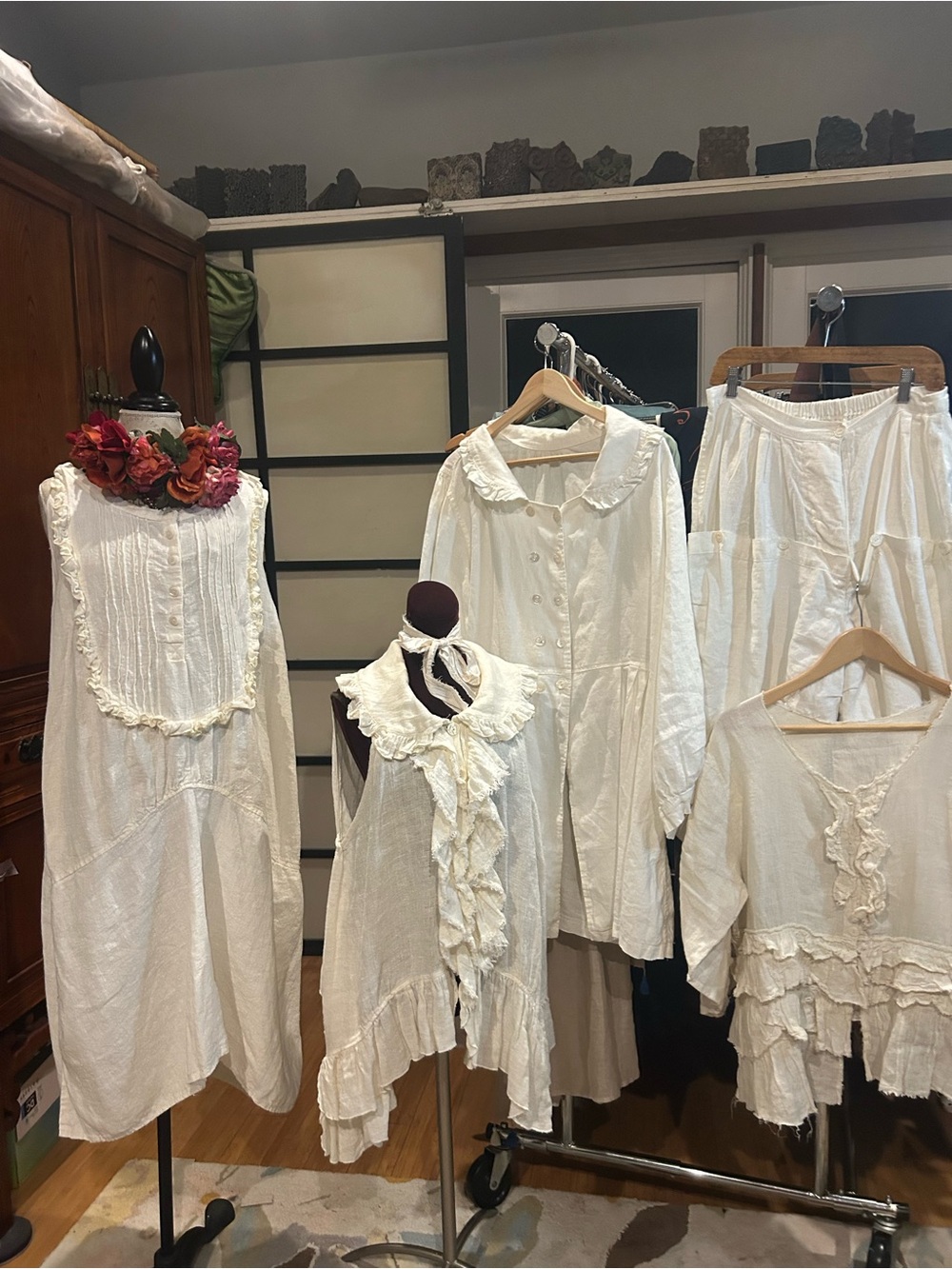 Magnolia Pearl white linen collection